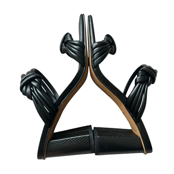 Dolce Vita Abriel sandals black size 7 chunky square toe knot banded detail - Picture 2 of 6